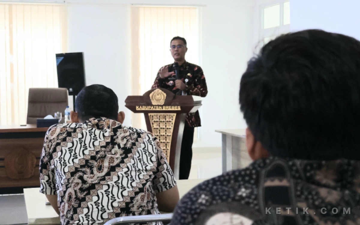 Thumbnail Berita - Cegah Sengketa, Puluhan Admin PPID Desa se-Brebes Dibekali Tata Kelola Informasi