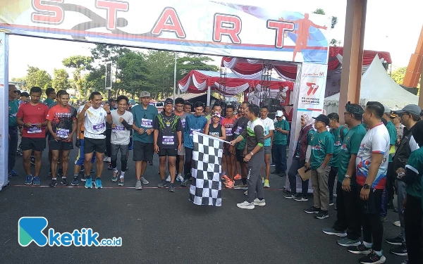 Meriah! Ribuan Runners Ikut Lomba Lari 5K Polresta Bandung