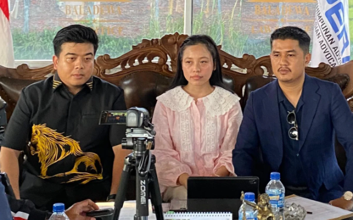 Thumbnail Berita - Benang Kusut Kasus Alumni UGM Shinta Komala: Antara Jerat Pidana iPhone dan Dugaan Intimidasi Oknum Polisi