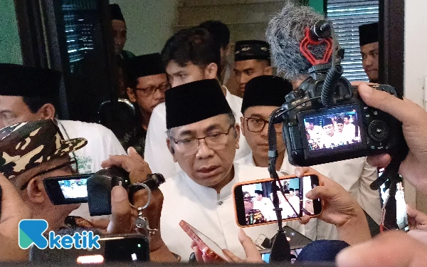 Thumbnail Berita - Ditanya Isu Pemakzulannya dari Ketum PBNU, Gus Yahya Irit Bicara