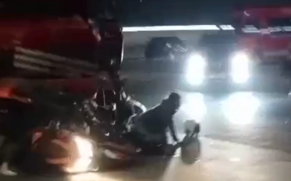 Rem Blong, Tronton Seruduk  4 Mobil dan 9 Motor, 4 Meninggal dan 25 Luka-luka