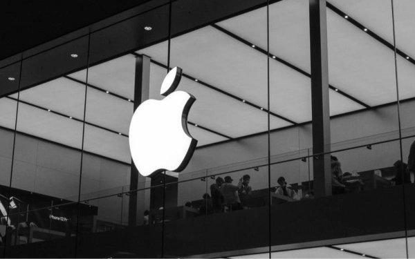 Siap-Siap! Apple Luncurkan iPhone Lipat Akhir 2025