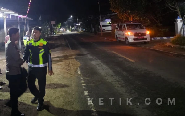 Hilang Kendali Usai Hantam Jalan Berlubang, Pemotor Pacitan Tewas saat Malam Takbiran