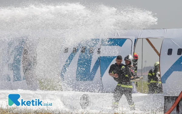 Thumbnail Simulasi Kesiapan Petugas Bandara Juanda  Tanggulangi  Keadaan Darurat