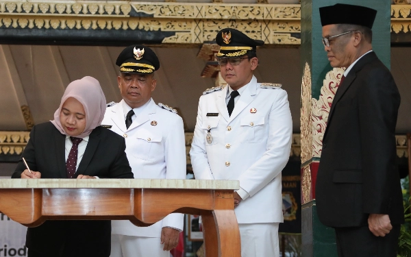 Suasana Penuh Keakraban Warnai Sertijab Bupati dan Wakil Bupati Sleman