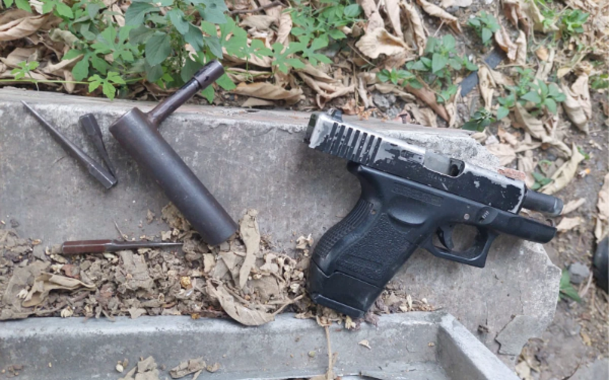 Thumbnail Berita - Kecelakaan di Slawi Berkembang Jadi Dugaan Curanmor, Petugas Amankan Airsoft Gun dan Kunci T