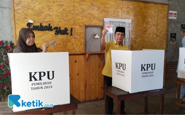 Thumbnail Coblos di TPS 07, Cabup Malang 02 Gunawan Sebut Warga Antusias dengan Perubahan