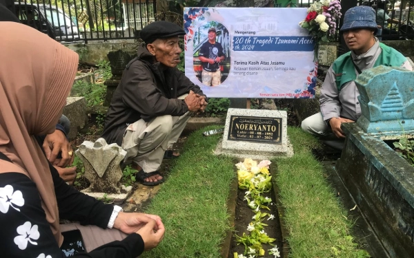 Thumbnail PMI Kabupaten Malang Ziarah Empat Relawan Bencana Tsunami Aceh 2004