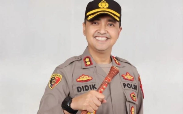 Thumbnail Berita - Viral Video Lama Eks Kapolres Bima Kota Imbau Jauhi Narkoba, Kini Justru Jadi Tersangka Narkoba