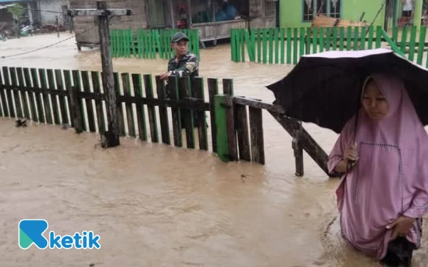 Thumbnail Berita - BPBD Halsel Laporkan Banjir Terkini di Pulau Obi, Tinggi Banjir Nyaris 1 Meter, Rengut 1 Nyawa