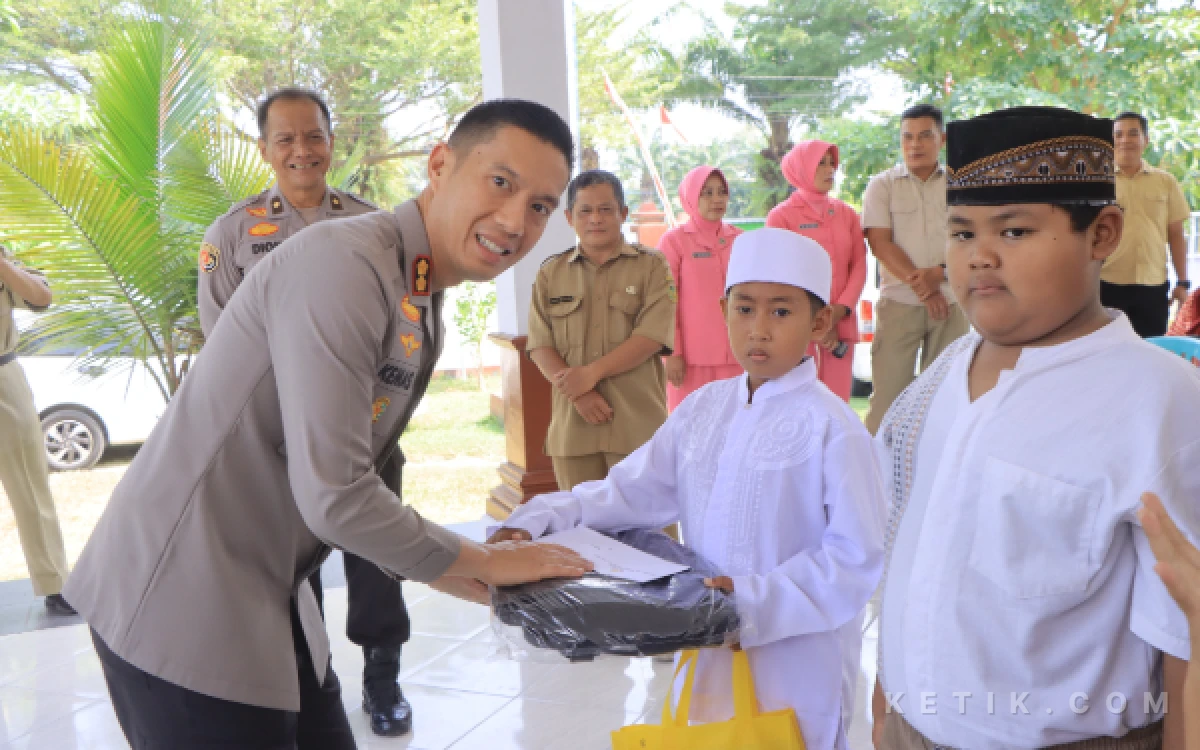 Thumbnail Berita - Hari Bhayangkara ke-80, Polres Madiun Gelar Bhakti Kesehatan dan Donor Darah untuk Warga Bangunsari