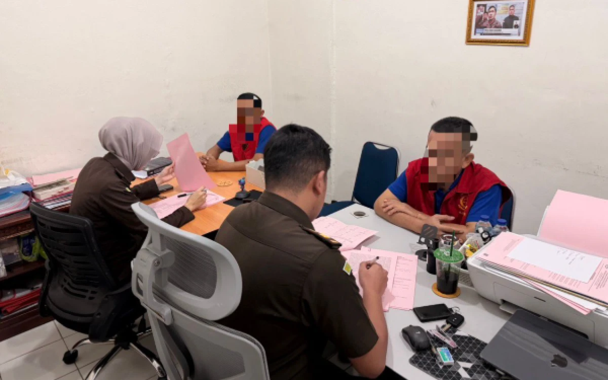 Thumbnail Berita - Tahap II Korupsi KUR Bank Syari'ah Indonesia OKI, Tiga Tersangka Korupsi KUR Siap Disidang