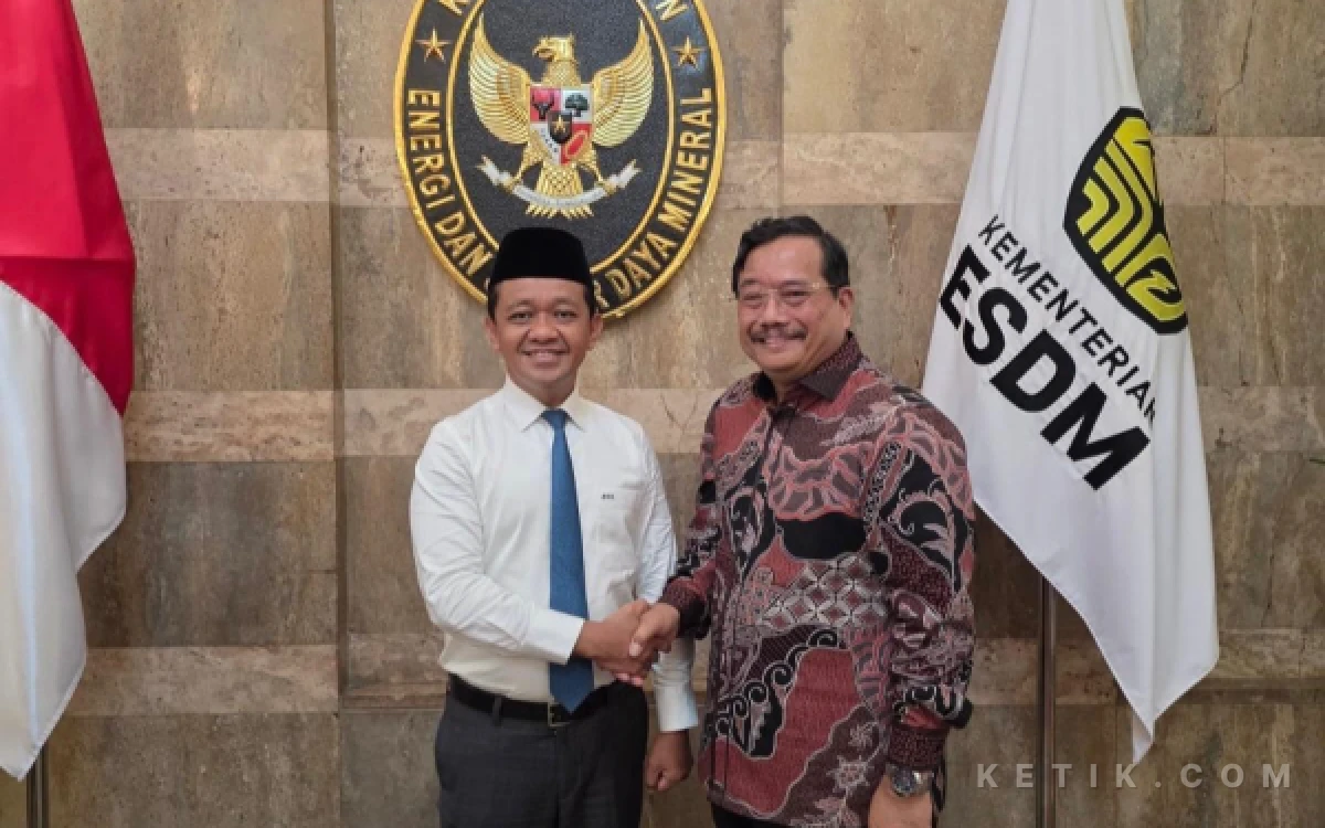 Thumbnail Berita - Percepatan Pengembangan Sumur Gas Singkil-1, Bupati Oyon Temui Menteri ESDM