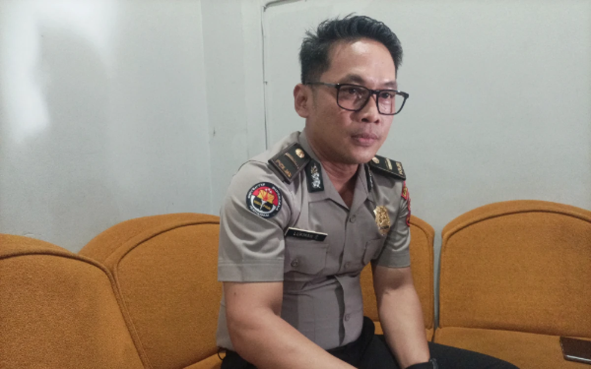 Thumbnail Berita - Hari Bhayangkara ke-80, Polresta Malang Kota Gelar Peringatan Sederhana dan Ziarah Korban Tragedi Kanjuruhan