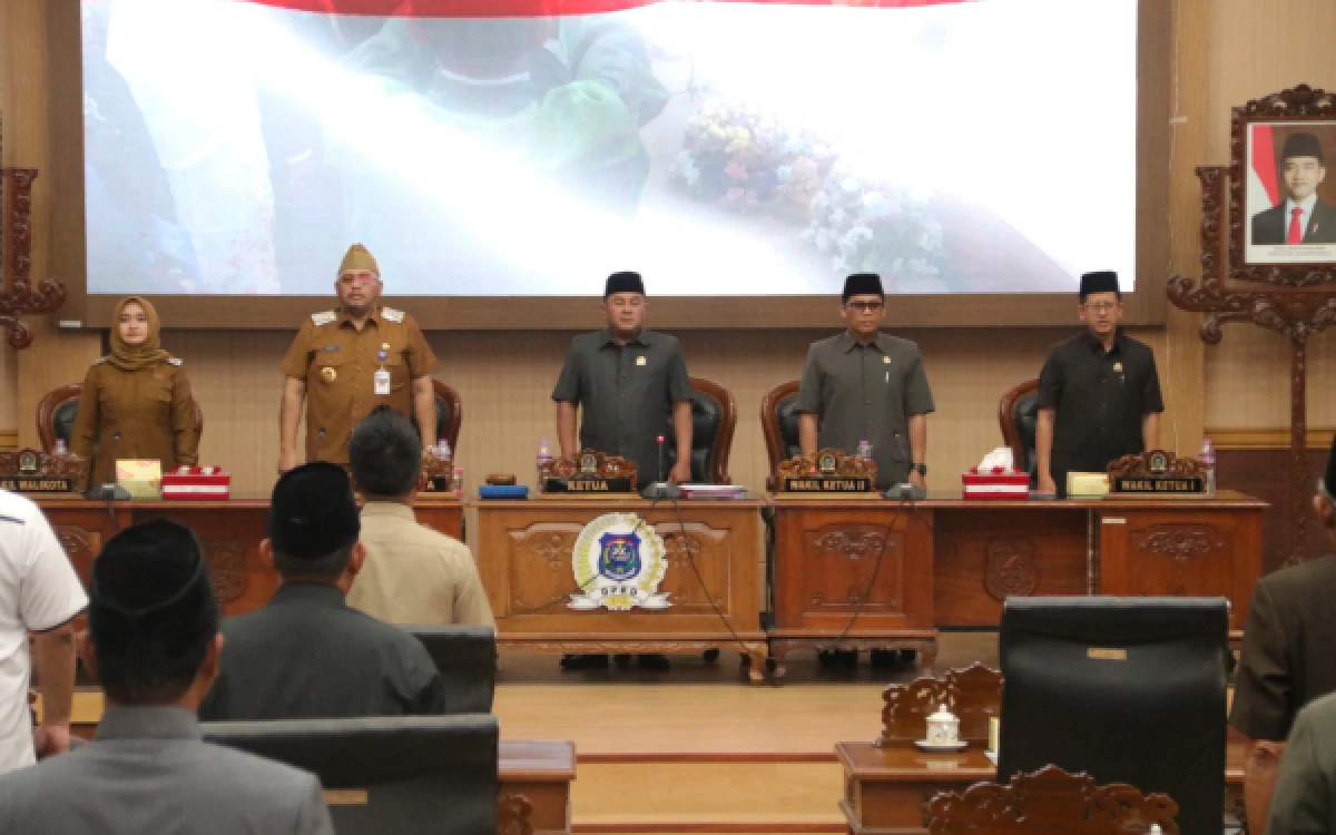 Thumbnail Berita - DPRD Kota Tegal Setujui Lanjut Pembahasan Raperda Pertanggungjawaban APBD 2025, Temuan BPK Jadi Sorotan Utama