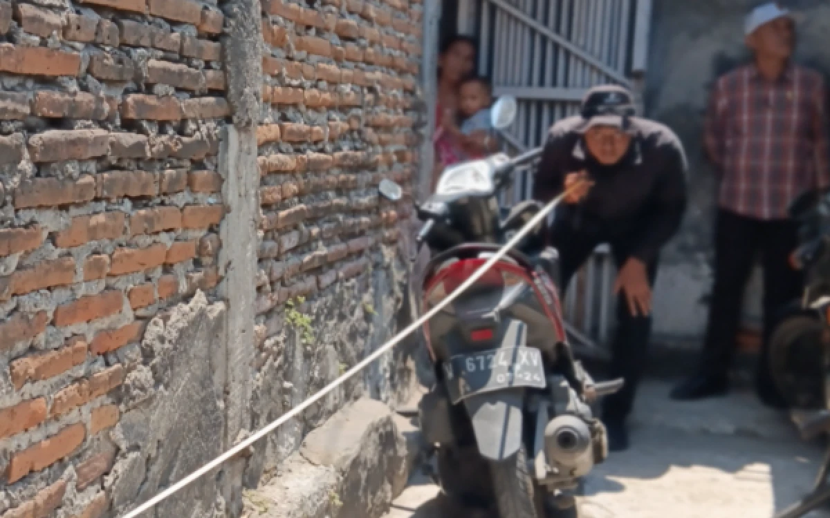 Thumbnail Berita - Penlok Flyover Gedangan Turun, Harga Tanah Disebut Rp 30 Juta sampai Rp 50 Juta Per Meter