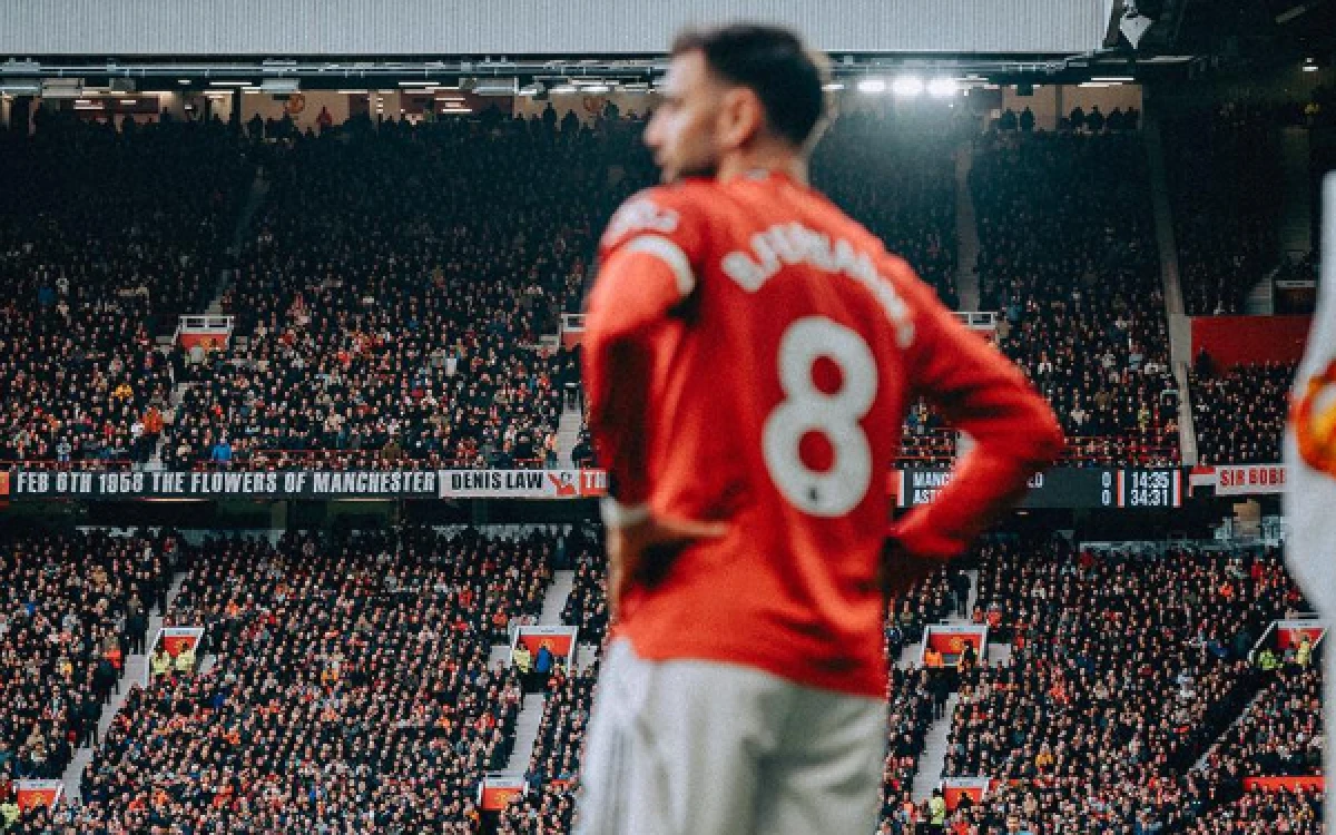 Thumbnail Berita - Bruno Fernandes Ingin Tutup Kisah Ronaldo dengan Trofi Piala Dunia