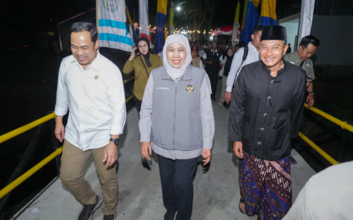 Thumbnail Berita - Gubernur Khofifah Resmikan Jalan Gerilya Jenderal Sudirman dan Infrastruktur di Pacitan