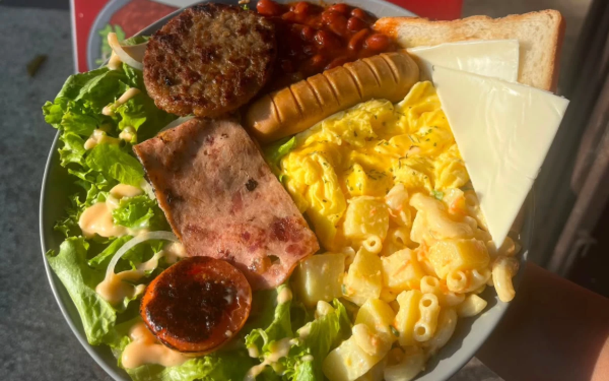 Thumbnail Berita - Ingin Sarapan Ala Bule? Kayutangan Breakfast Hadirkan Menu Western di Kota Malang