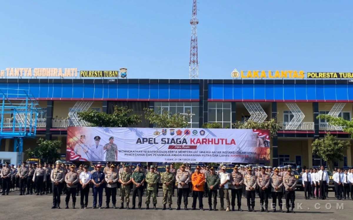 Thumbnail Berita - Kekeringan Ekstrem, Polresta Tuban Bersama Instansi Lintas Sektoral Siaga Bencana Karhutla