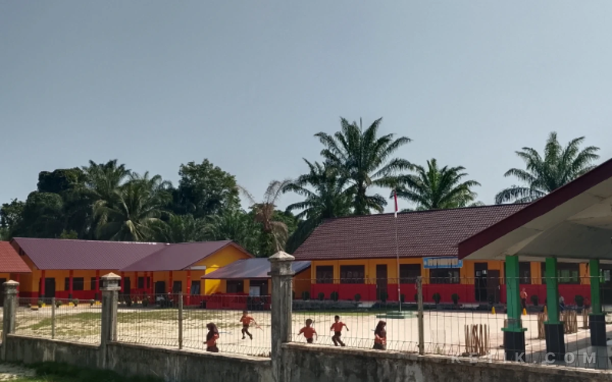 Thumbnail Berita - L-CAPA Pertanyakan Ketebalan Atap Seng SDN Lae Riman, Sekolah Tegaskan Sesuai RAB