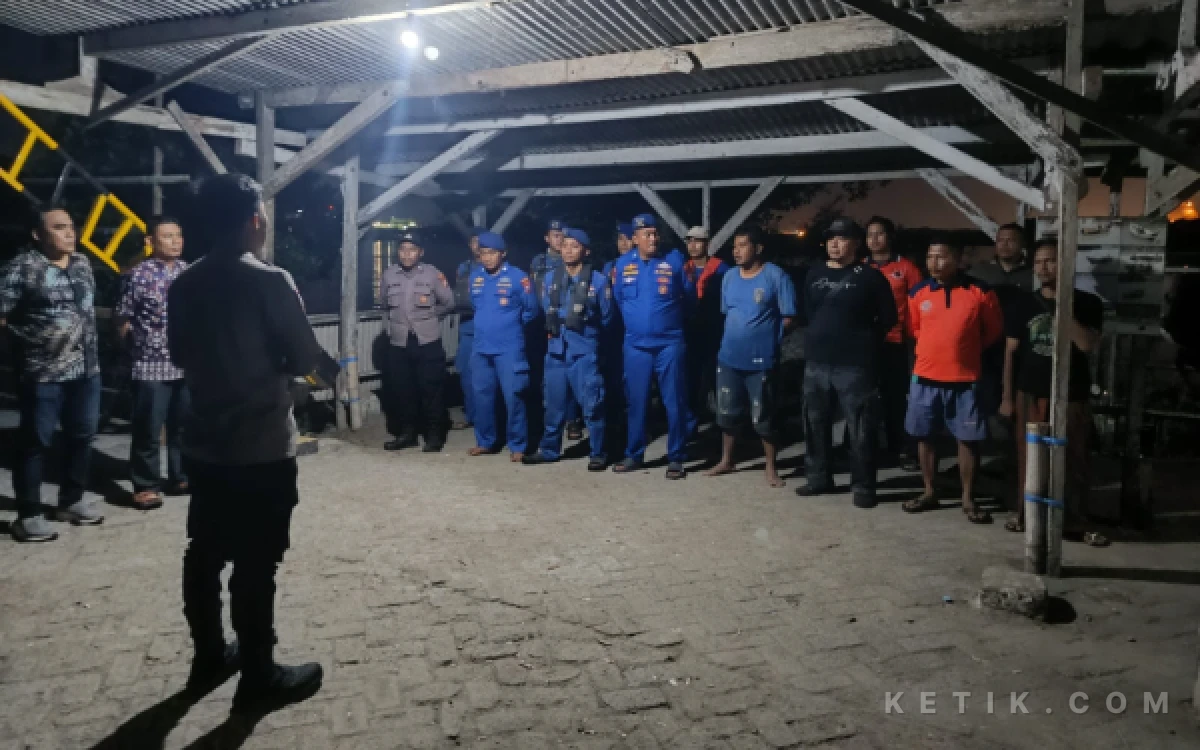 Thumbnail Berita - Pancing Tersangkut, Pemuda 23 Tahun Tenggelam di Sungai Kali Mireng Gresik
