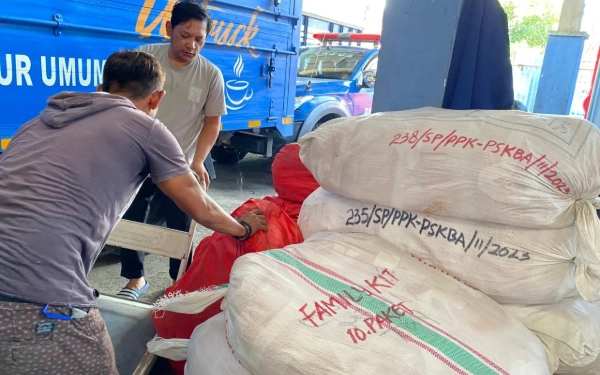 Thumbnail Banjir dan Longsor Bima: 6 Orang Hilang, Kemensos Salurkan Bantuan dan Kerahkan Tagana