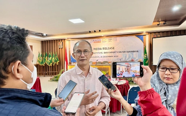 Thumbnail Kadin Jatim Rumuskan Strategi Hadapi Ancaman Kelesuan Pasar Ekspor 