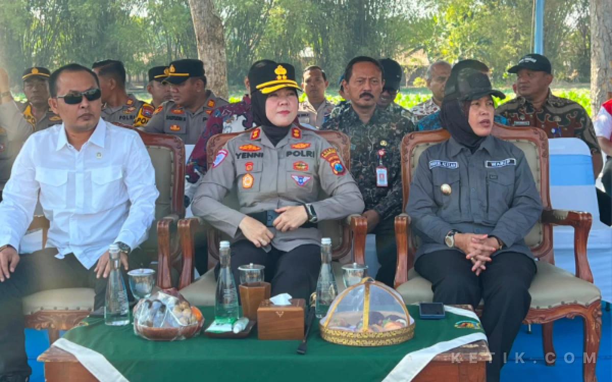 Thumbnail Berita - TMMD ke-129 Bojonegoro Sukses Digelar, Abdullah Umar: Rawat Hasilnya, Jaga Semangat Gotong Royong!