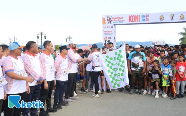 Thumbnail Pembukaan Cabor Saruma 2025 Meriah, Bupati Bassam Kasuba Lepas Fun Run