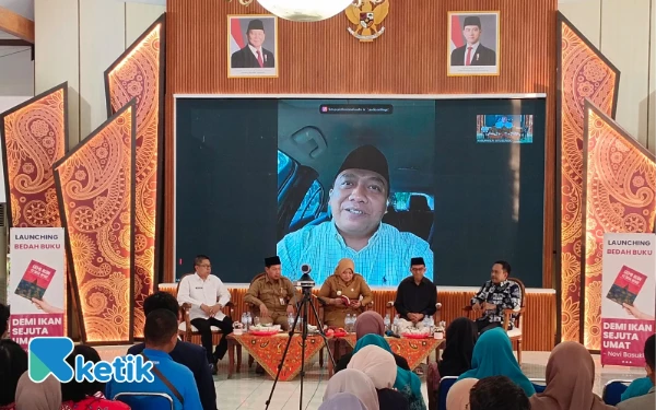 Thumbnail Berita - "Demi Ikan Sejuta Umat", Kisah Inspiratif Anak Situbondo yang Buat Bupati Rio Terpukau