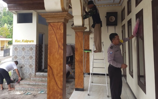 Thumbnail Sambut Ramadhan, Polres Malang Bersih-Bersih Musala