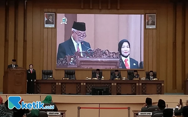 Thumbnail Rapat Paripurna DPRD, Bupati Malang Sanusi Sampaikan Pidato Perdana Usai Dilantik