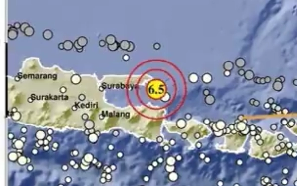 Thumbnail Berita - Sumenep Diguncang Gempa Tengah Malam! 3 Warga Luka-Luka, 30 Rumah Rusak