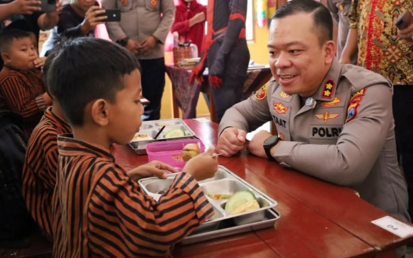 Thumbnail AKBP Danang ke PMJ, Begini Profil Pejabat Baru Kapolres Malang AKBP M Taat Resdianto