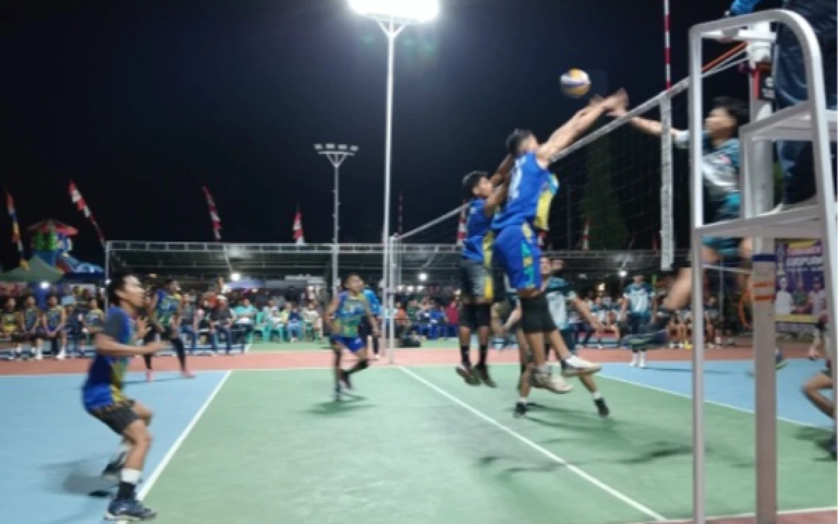 Thumbnail Berita - Yon Zipur 10 Kostrad Gelar Jaladri Cup 2026 di Probolinggo, 121 Klub Voli Se-Jawa Timur Ambil Bagian