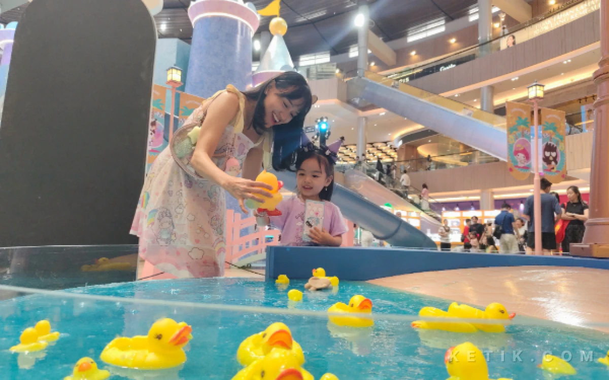 Thumbnail Berita - Mal Surabaya Hadirkan Karakter Lucu Jepang Sambut Libur Sekolah, Targetkan 25 Ribu Pengunjung