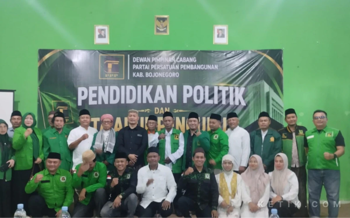 Thumbnail Berita - PPP Bojonegoro Gelar Pendidikan Politik dan Ta’aruf Pengurus, Bidik Kursi di Setiap Dapil