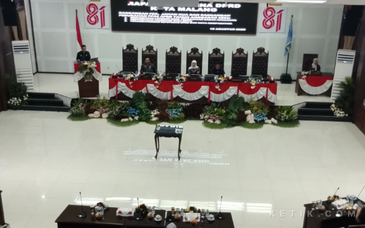 Thumbnail Berita - KUA-PPAS 2026 Disepakati, Pemkot Malang Siapkan Skema Baru Penertiban PKL