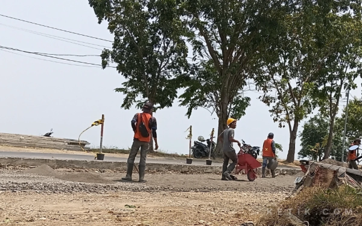 Thumbnail Berita - Percepat Layanan Publik, Pemkab Brebes Lebarkan Jalan Proklamasi Jadi 13 Meter