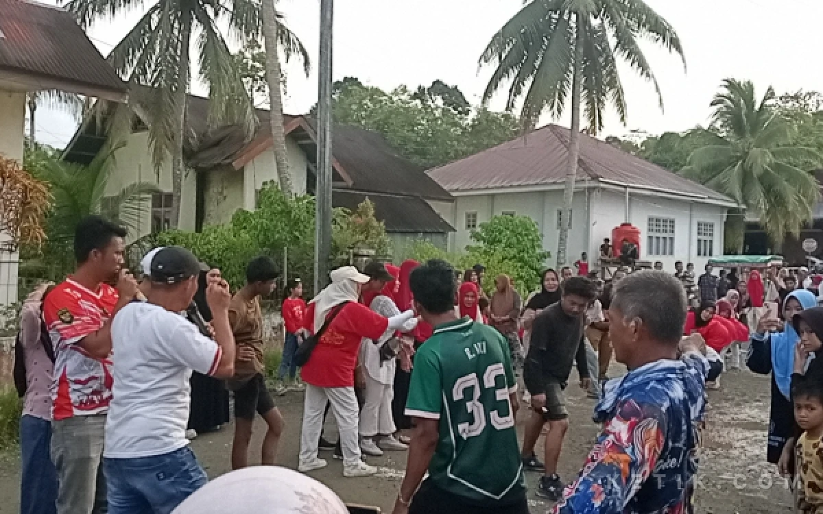 Thumbnail Berita - Meriahkan HUT ke 81 Kemerdekaan RI, Pemdes Suka Karya di Simeulue Gelar Berbagai Lomba Menarik