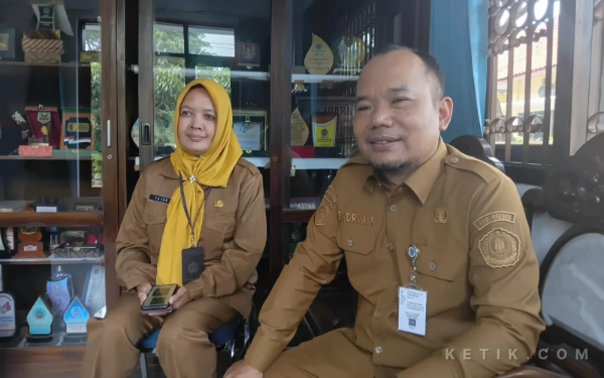 Thumbnail Berita - Lindungi Petani Lokal, Pemkab Brebes Larang Peredaran Bawang Bombai Mini di Pasar, Kepala DPKP: Implemtasi Komitmen Bupati