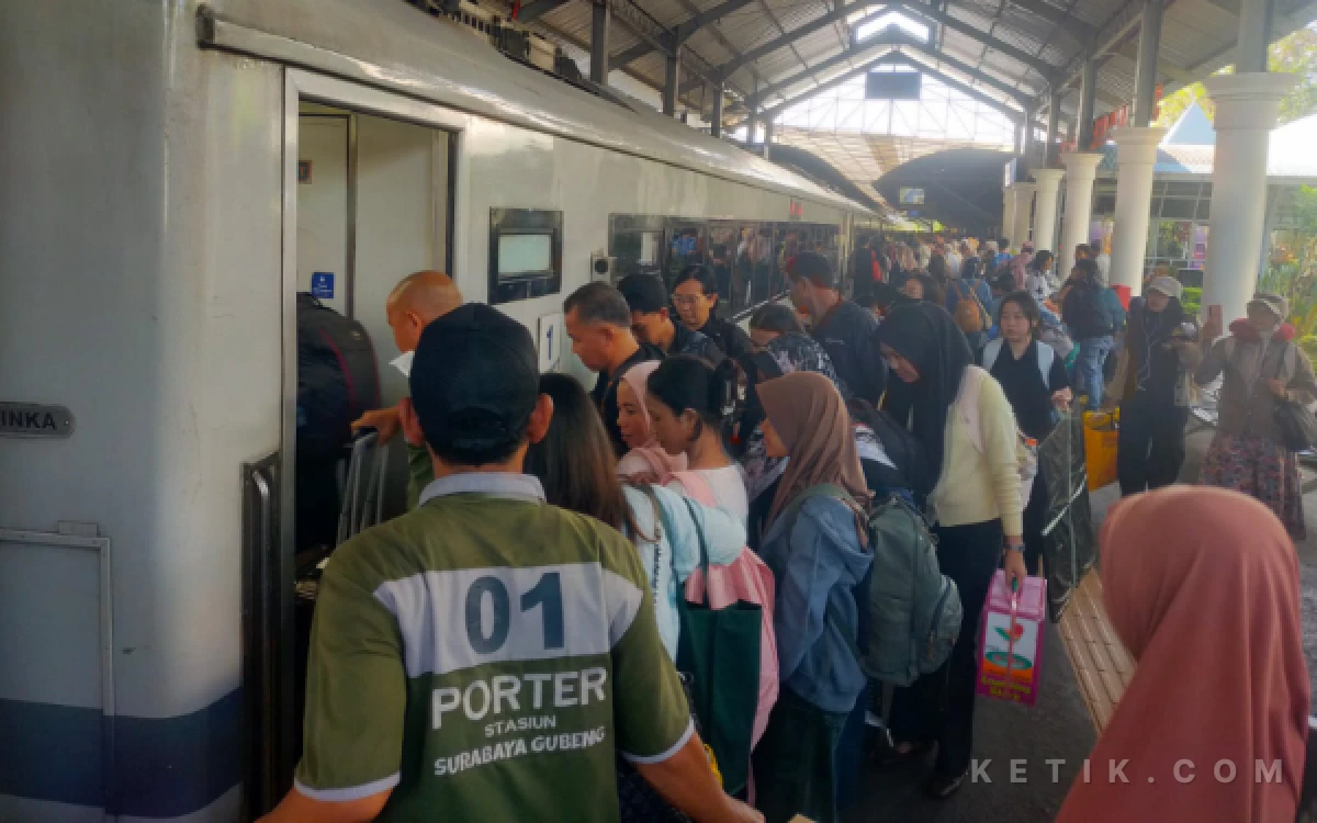 Thumbnail Berita - KAI Daop 8 Surabaya Layani Lebih dari 6,4 Juta Pelanggan pada Semester I 2026, Naik 8 Persen