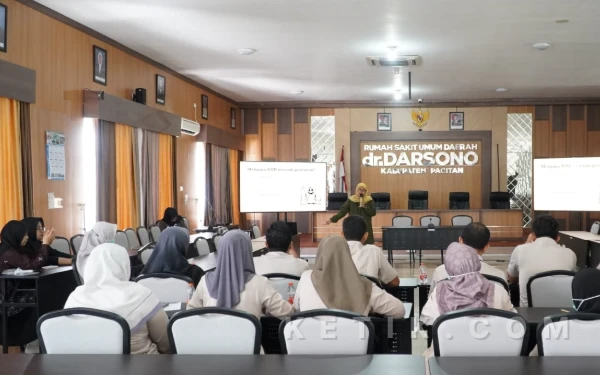 Thumbnail Berita - Diklat EWS-Antibiotik, Tenaga Medis RSUD dr. Darsono Pacitan Perdalam Deteksi Dini Pasien Berisiko