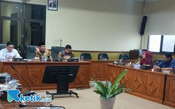 Thumbnail DPRD Sidoarjo Pertanyakan Akurasi Data Penerima Bansos Insentif TPQ Rp 33 M