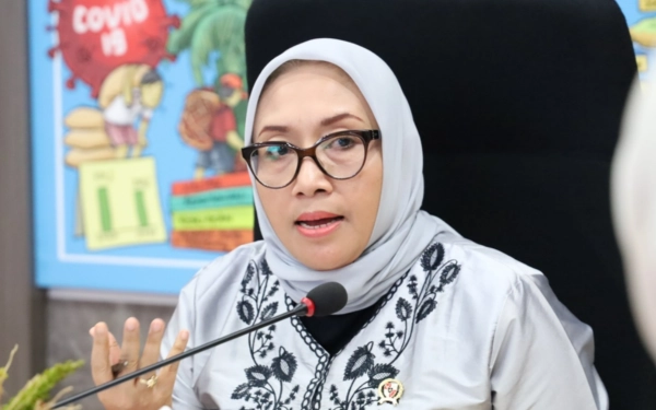 Thumbnail Profil Arifatul Choiri Fauzi, Menteri Prabowo yang Jadi Ketua PP Muslimat Baru Gantikan Khofifah