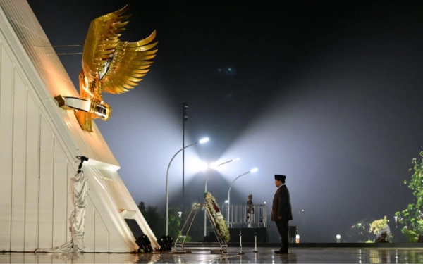 Thumbnail Berita - Presiden Prabowo Pimpin Ziarah di TMP Kalibata, Hormati Jasa Pahlawan