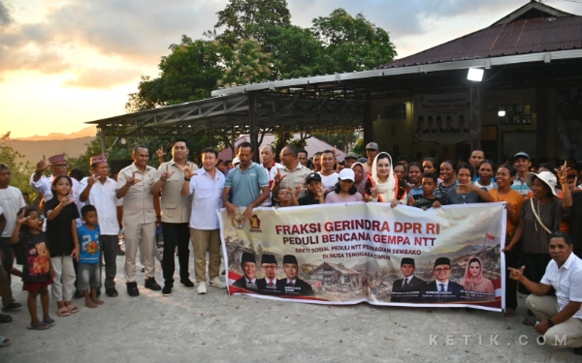 Thumbnail Berita - Fraksi Partai Gerindra DPR RI Salurkan 10.000 Paket Sembako dan Selimut, Novita Wijayanti Dorong Pemulihan Pascagempa NTT