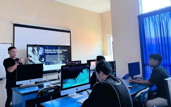 Thumbnail Berita - STIKOSA-AWS Luncurkan Program Digital Community Innovators, Cetak Inovator Sosial-Digital Muda