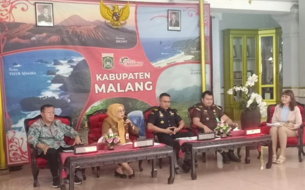 Thumbnail Berita - Gempur Rokok Ilegal, Pemkab Malang Kembali Gelar Talkshow dengan Bea Cukai dan Kejari
